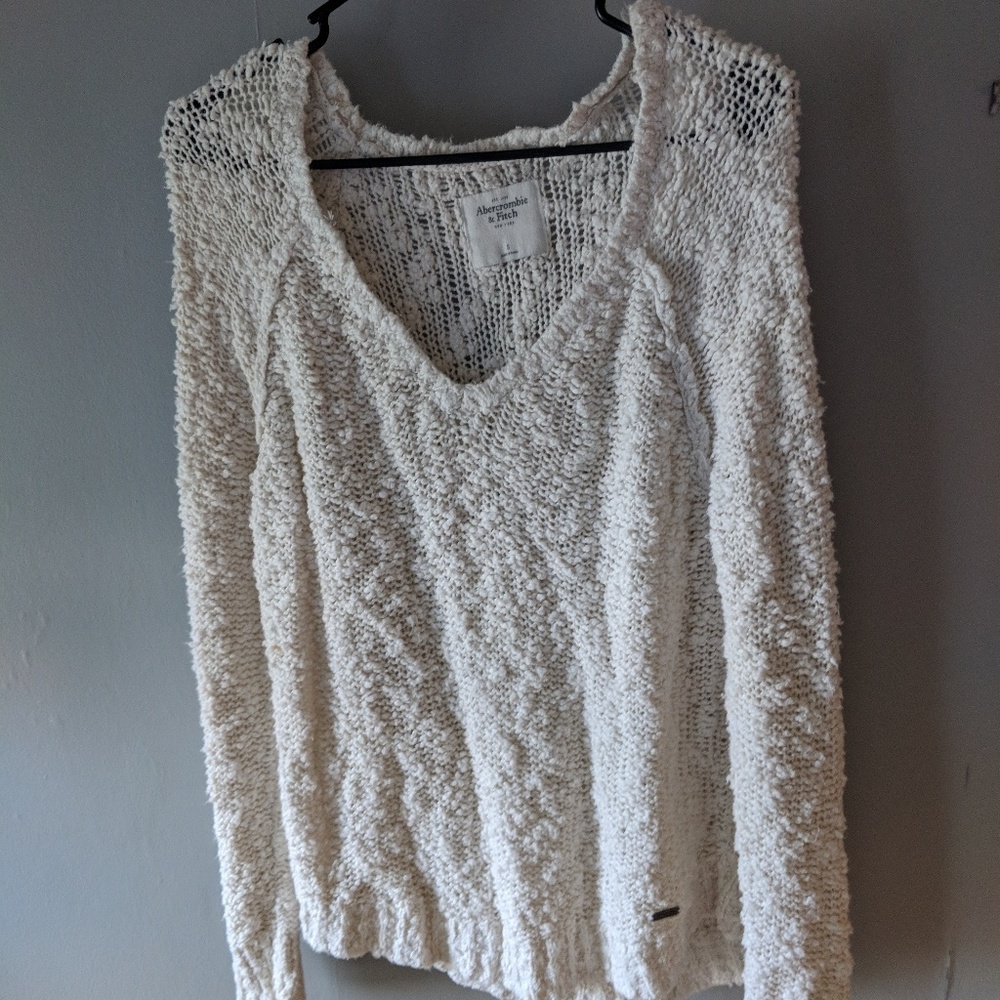 Abercrombie & Fitch sweater